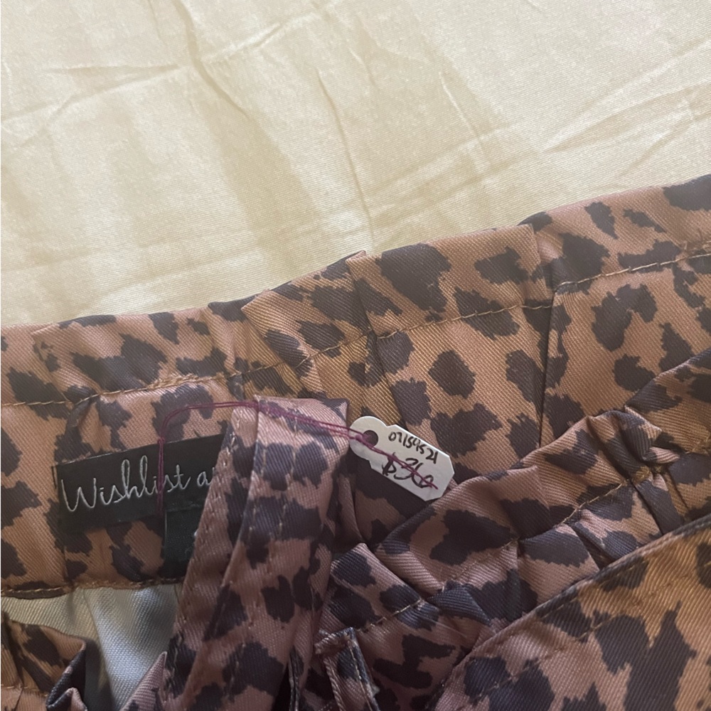 Wishlist Apparel Size S cheetah print shorts!
